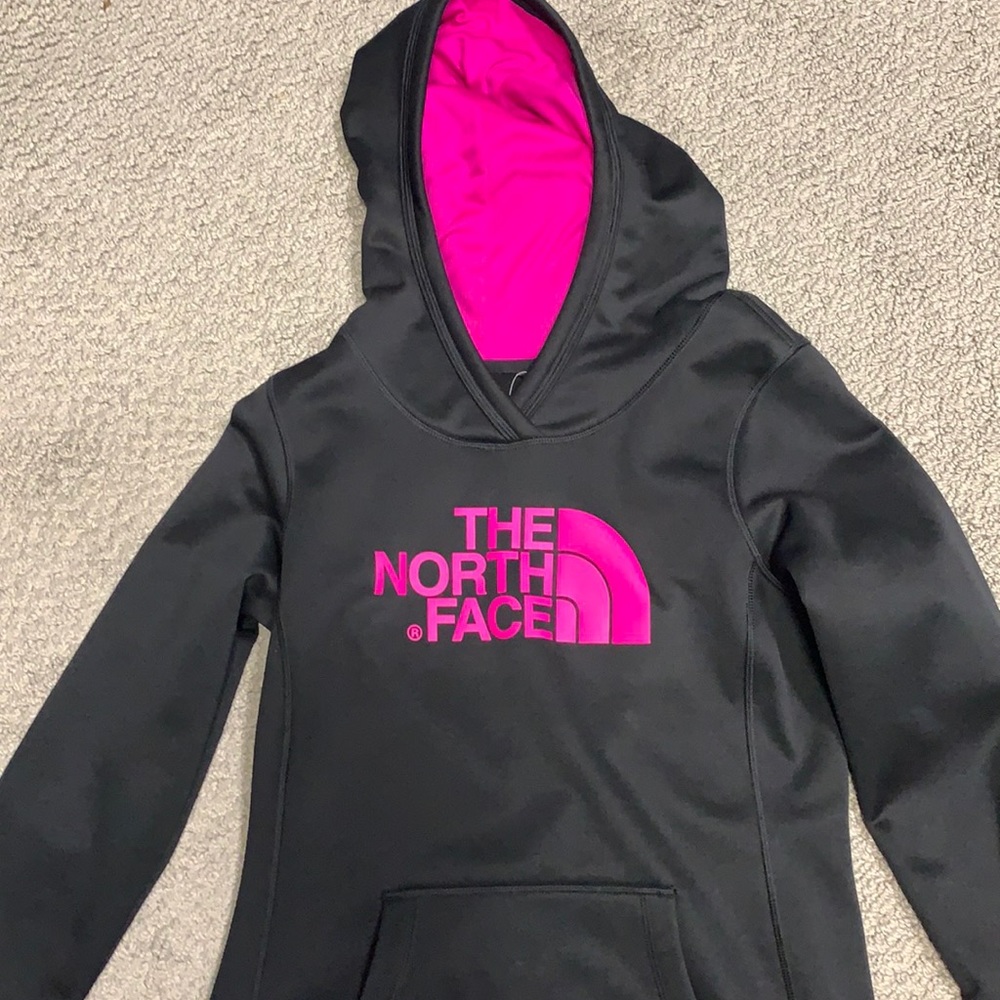 NORTH  FACE PULLOVER HOODIE